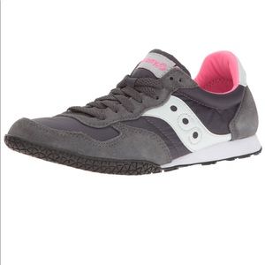 Saucony women’s bullet sneakers